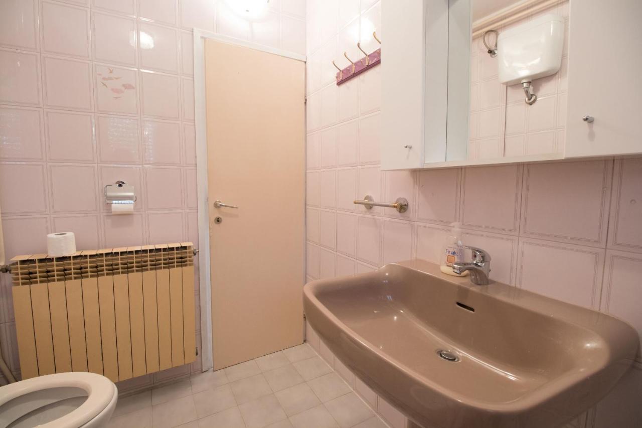 Apartment Kralj Selce Exteriör bild